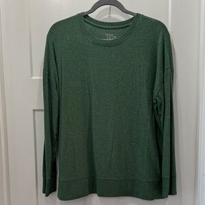 Time and Tru Forest Knit Top Size Medium (8-10)